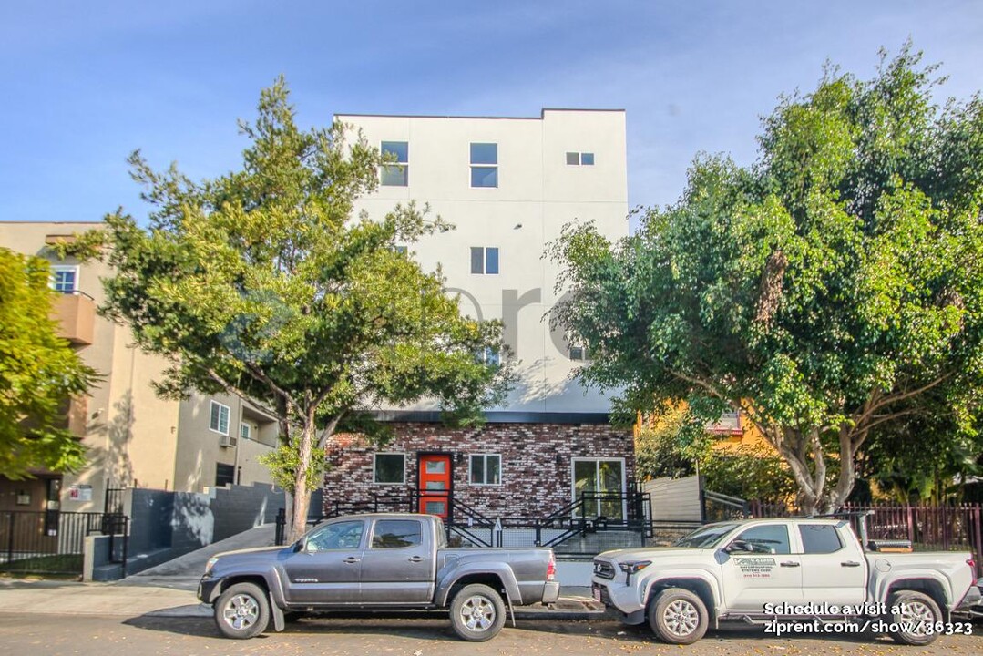 1214 Arapahoe St in Los Angeles, CA - Foto de edificio