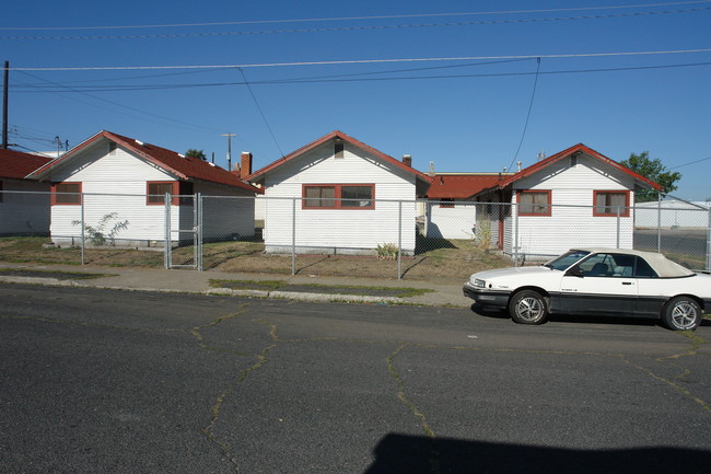 1722 E Riverside Ave in Spokane, WA - Building Photo - Building Photo