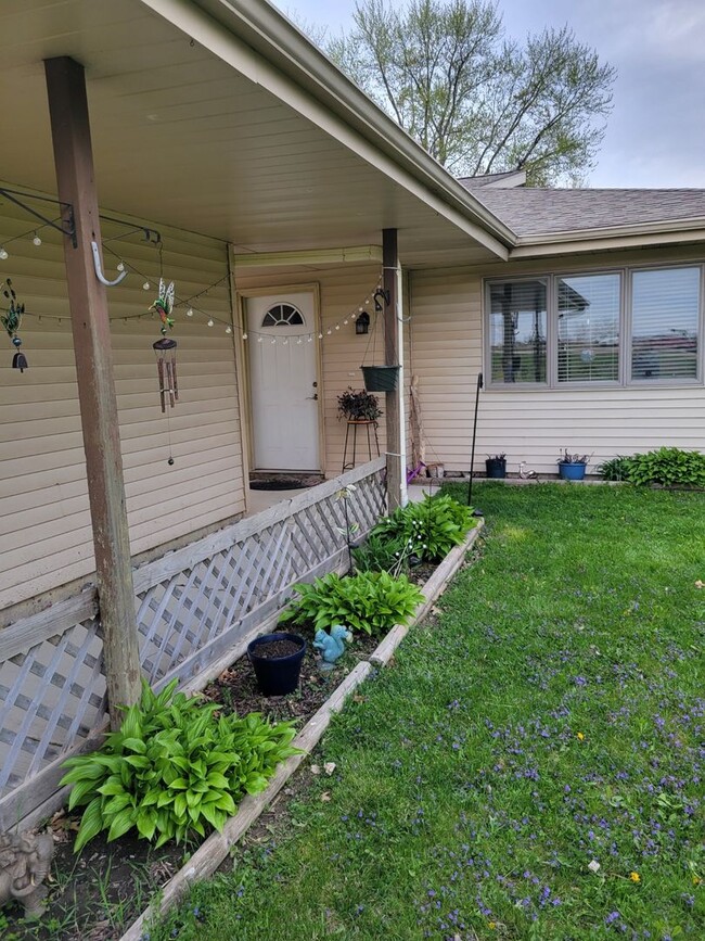 property at 1910 Wyoming Ave