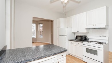 815 N Fairfield Ave in Chicago, IL - Building Photo - Building Photo