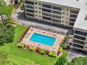 1942 Golf View Dr in Tarpon Springs, FL - Building Photo - Building Photo