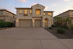 5123 W Saddlehorn Rd in Phoenix, AZ - Building Photo