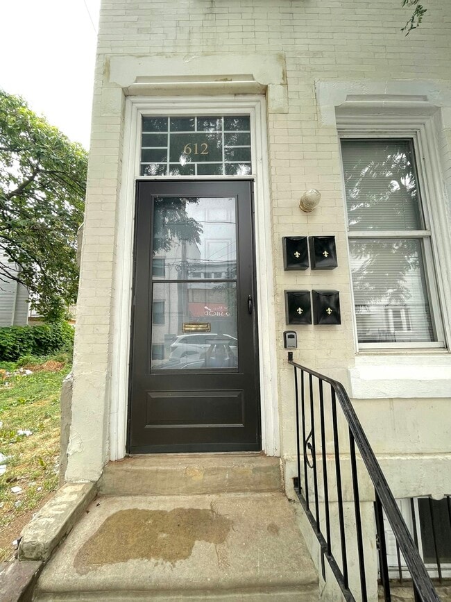 property at 612 W Norris St