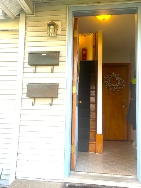 877 Homestead Ave, Unit 2