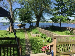 703 Lake Shore Dr in Wauconda, IL - Building Photo - Building Photo