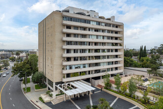 Glen Towers in Los Angeles, CA - Building Photo - Primary Photo