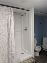 19 Cross St in Hampden, ME - Building Photo - Building Photo