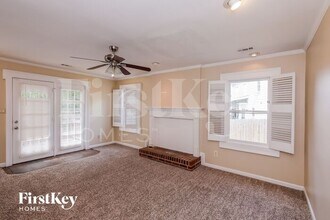 3506 Brownes Ferry Rd in Charlotte, NC - Building Photo - Building Photo