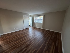 4706 Metro Park Ln in Hixson, TN - Building Photo - Building Photo