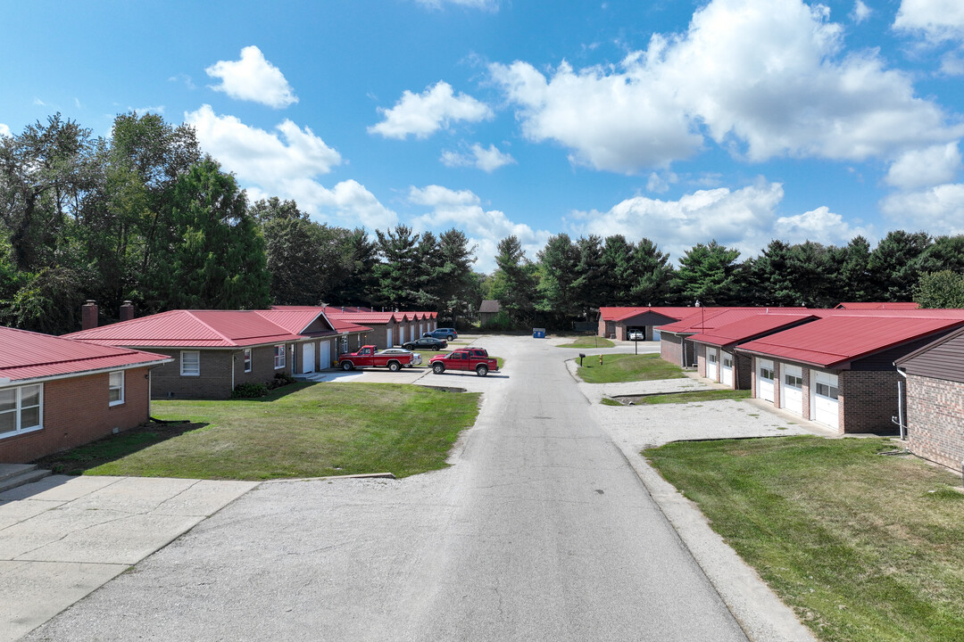 Winston Terrace in Terre Haute, IN - Building Photo