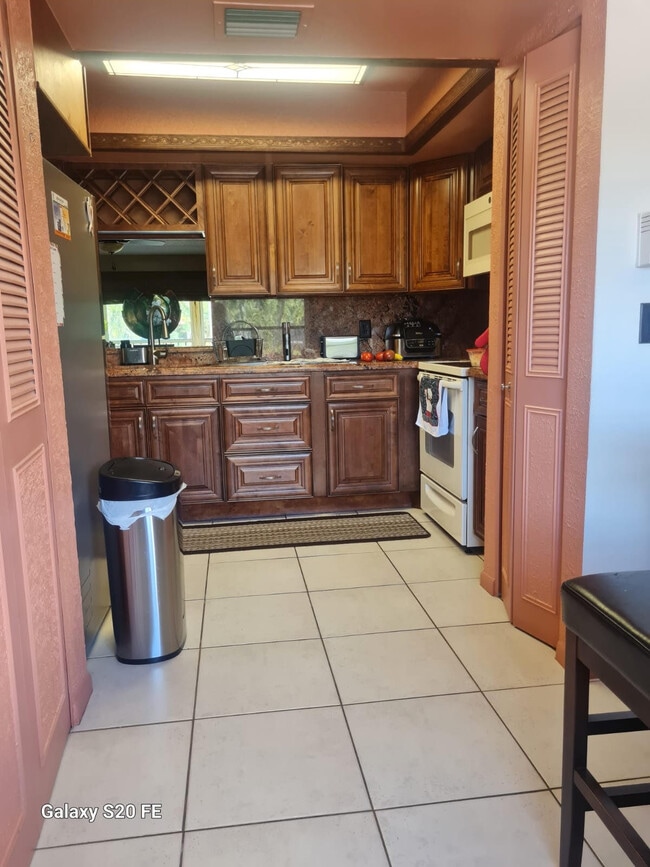 14797 Cumberland Dr in Delray Beach, FL - Foto de edificio - Building Photo