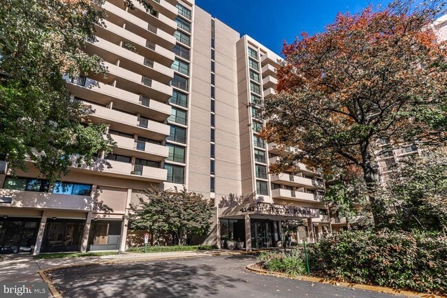 property at 4141 Henderson Rd