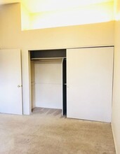 932 Acapulco Ct, Unit 932 in Colorado Springs, CO - Building Photo - Building Photo