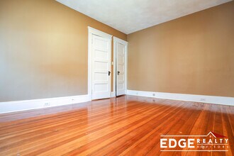 15 Mapleton St, Unit 1 in Boston, MA - Foto de edificio - Building Photo