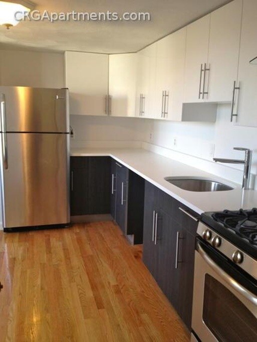 7 Munroe St, Unit 1T in Somerville, MA - Building Photo - Building Photo