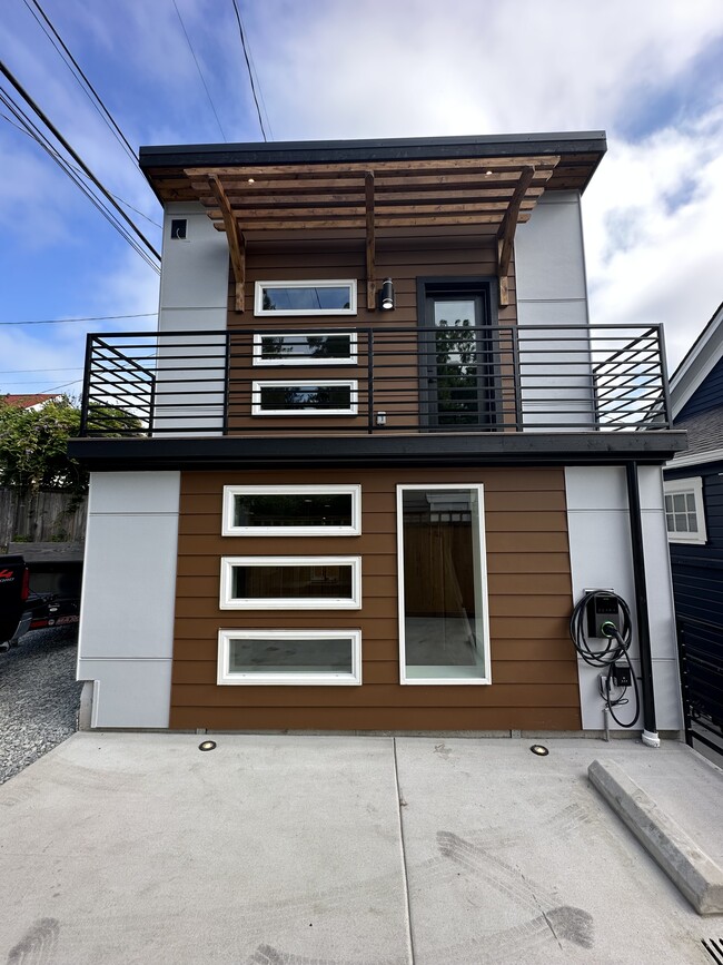 5509 Brooklyn Ave NE in Seattle, WA - Building Photo - Building Photo