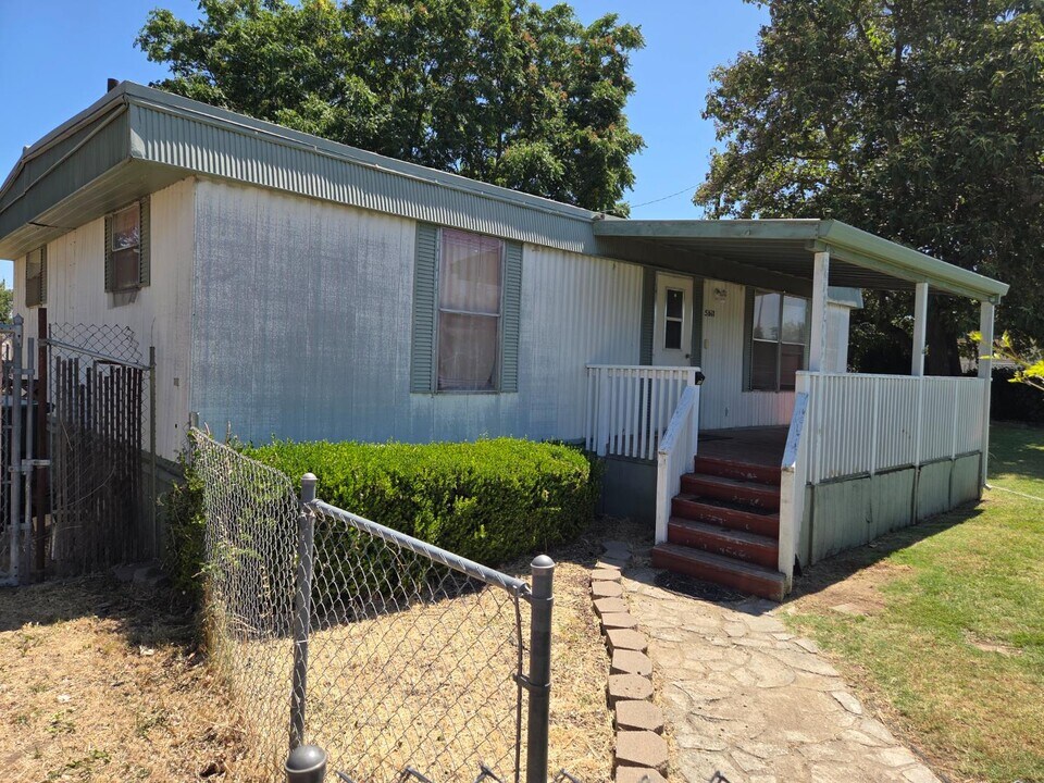 5661 Arboga Rd in Olivehurst, CA - Building Photo