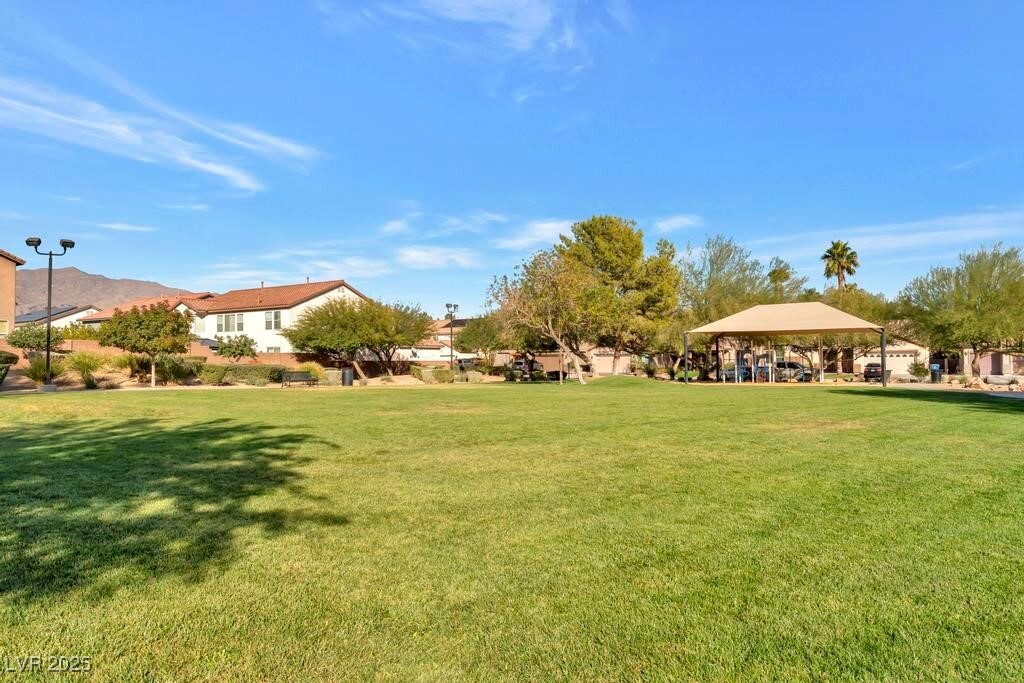 5873 Wildhorse Ledge Ave in Las Vegas, NV - Building Photo