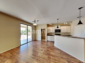 19395 E Carriage Way in Queen Creek, AZ - Building Photo - Building Photo
