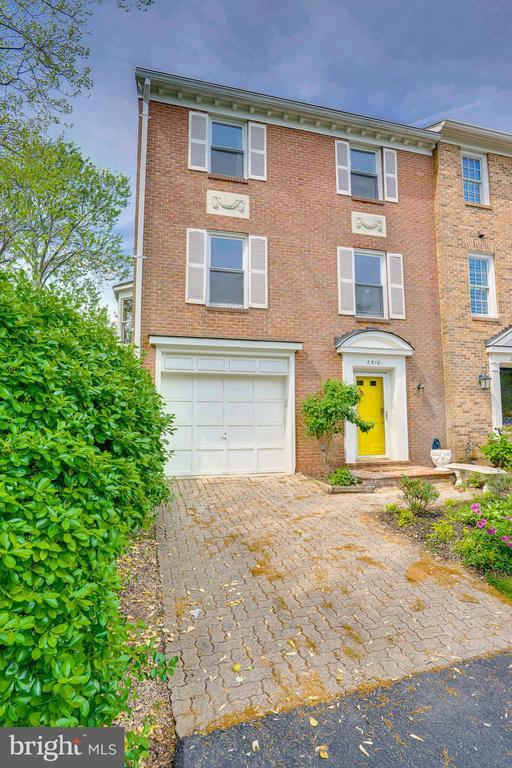 2510 N Harrison St in Arlington, VA - Building Photo - Building Photo