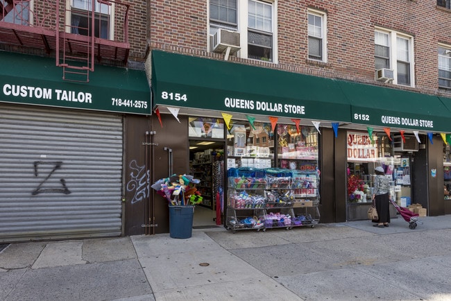 8154 Lefferts Blvd in Kew Gardens, NY - Building Photo - Building Photo