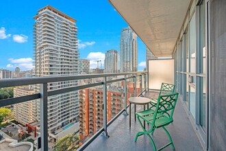 50 Dunfield Ave in Toronto, ON - Building Photo - Building Photo