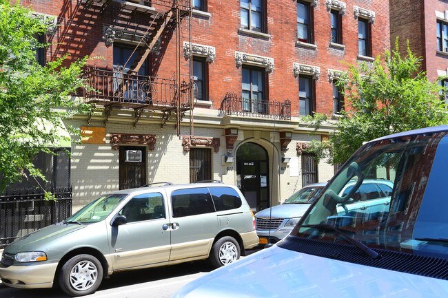 611 W 177th Street in New York, NY - Building Photo - Building Photo