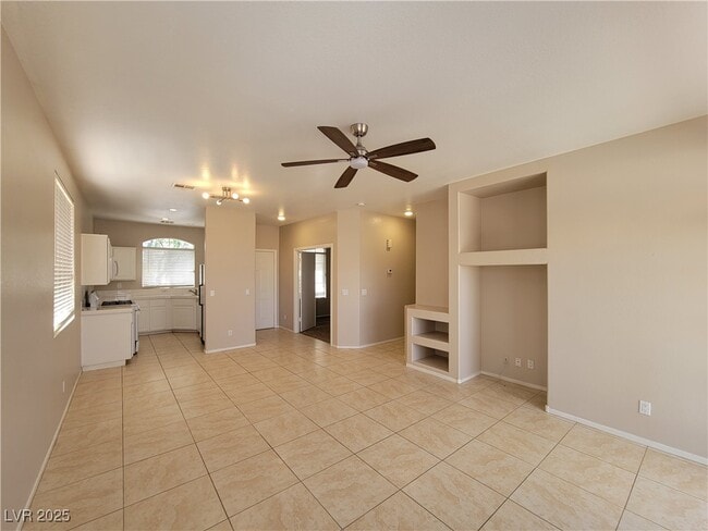 1436 E Still Creek Ave in Henderson, NV - Foto de edificio - Building Photo