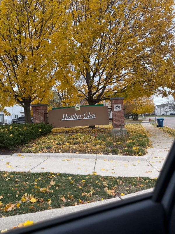 72 Heather Glen Dr in Aurora, IL - Building Photo - Building Photo