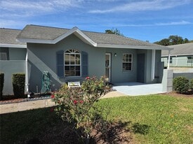 6788 Basswood Cir in Zephyrhills, FL - Building Photo
