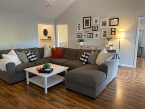 54 N Butternut Dr in Columbus, MS - Foto de edificio - Building Photo