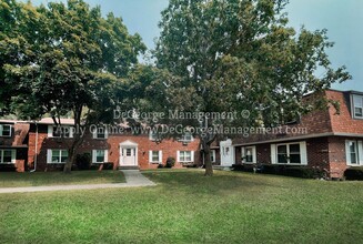 Georgetown Manor Apartments for Rent in Rochester, NY - Foto de edificio - Building Photo