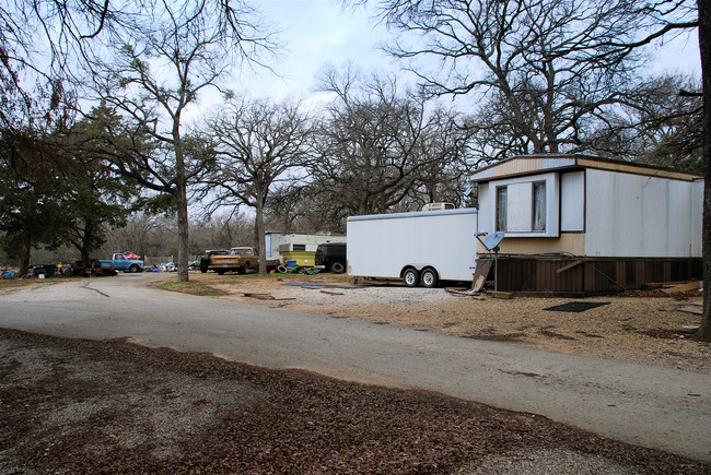 3600 CEDAR CREEK Ln in Denton, TX - Building Photo - Building Photo