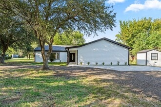 5425 Jeffrey St in Dickinson, TX - Foto de edificio - Building Photo