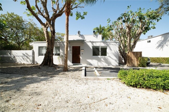 property at 3343 Franklin Ave