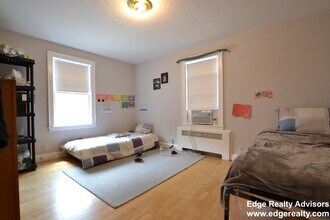 6 Portina Rd, Unit 2 in Boston, MA - Foto de edificio - Building Photo