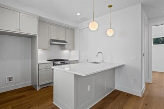 4525 S 3rd St in Austin, TX - Building Photo - Building Photo