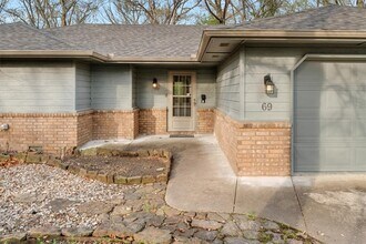 69 Walney Dr in Bella Vista, AR - Building Photo - Building Photo