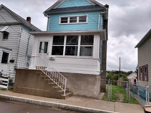 property at 43 Hillman St