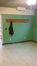 238 poplar st, Unit Rear Unit in Monroeville, PA - Building Photo - Building Photo