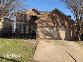 4817 Palm Ridge Dr in Fort Worth, TX - Building Photo