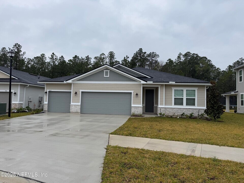 3432 Auvenshine Wy in Orange Park, FL - Building Photo