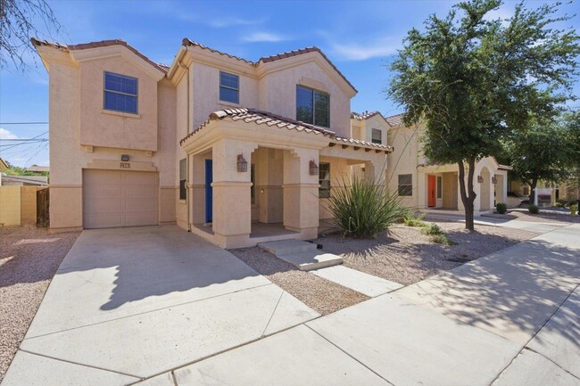 1423 S Newberry Ln in Tempe, AZ - Building Photo - Building Photo