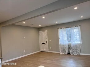 96 Paterson Ave in Midland Park, NJ - Building Photo - Building Photo