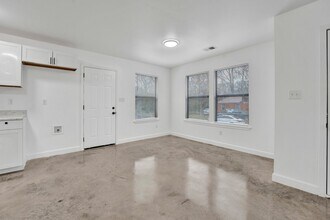 927 Seattle St in Memphis, TN - Building Photo - Building Photo