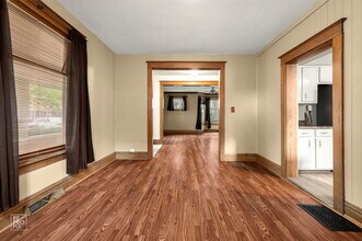 534 Palace St in Aurora, IL - Building Photo - Building Photo