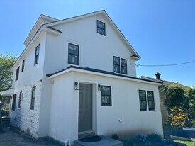 69 Cos Cob Ave in Greenwich, CT - Building Photo