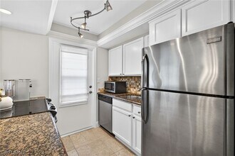 1550 Gulf Shore Blvd N in Naples, FL - Building Photo - Building Photo