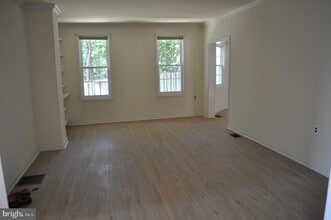 4302 Locust Ln in Bethesda, MD - Building Photo - Building Photo