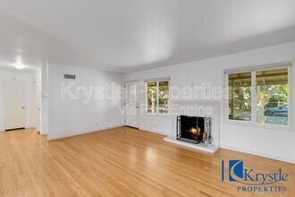 126 Lain Dr in Vallejo, CA - Building Photo - Building Photo